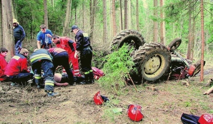 Wypadki podczas prac rolniczych. Policja apeluje o ostrożność