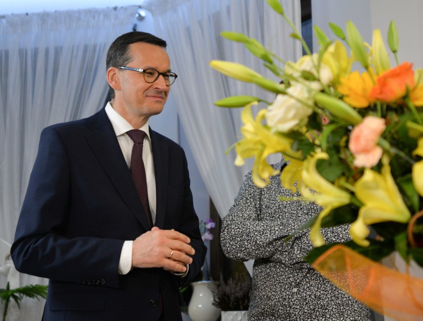 Premier Mateusz Morawiecki odwiedził we wtorek wieczorem...