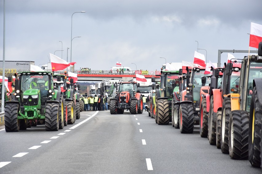Protest rolników (20.02.2024) w Jaroszewie koło Żnina.