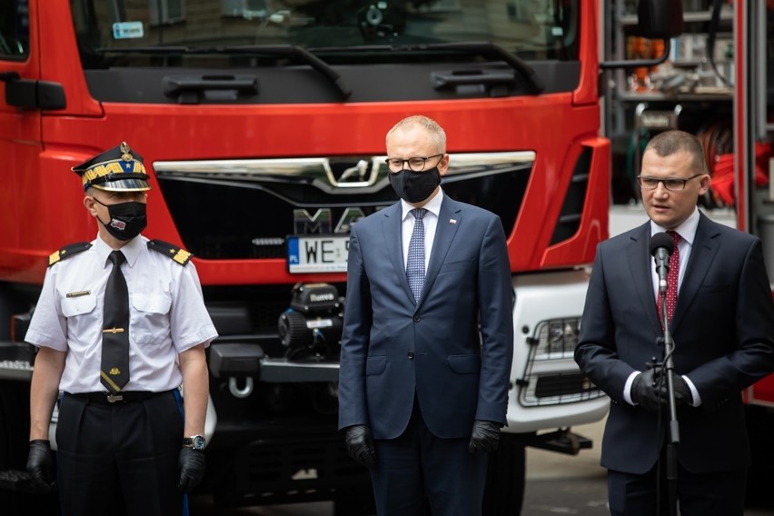 Pięć lubelskich gmin dostanie wozy strażackie za wysoką...