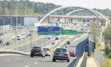 Kolizja samochodów osobowych na autostradzie A4 przy węźle Murckowska. Chwilowe utrudnienia w ruchu drogowym