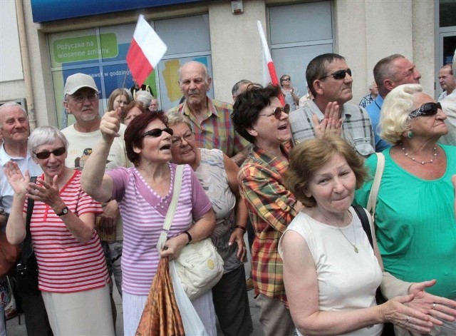 Odsłonięcie pomnika Lecha i Marii Kaczyńskich