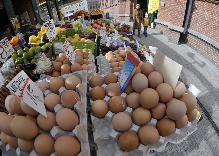 Zielone Świątki - niedziela 19.05.2013. Sklepy, supermarkety i centra handlowe zamknięte