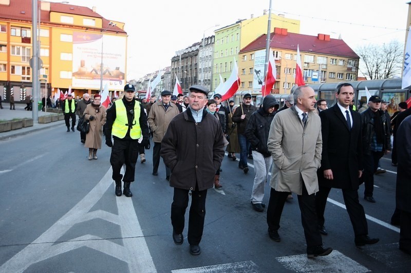 Marsz pamięci w rocznicę Katastrofy Smoleńskiej [zdjęcia]
