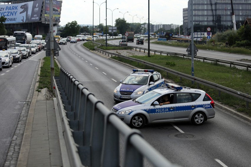 Kraków. Pożar samochodu pod rondem Grunwaldzkim [ZDJĘCIA]