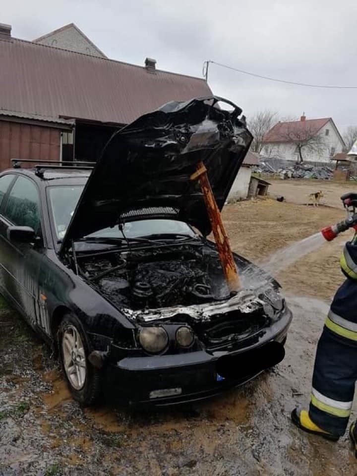 Pożar samochodu w Zofiówce