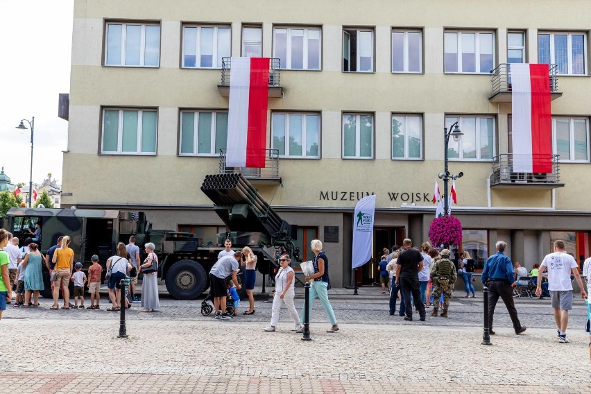 Atrakcje pod Muzeum Wojska w Białymstoku przyciągnęły tłumy...
