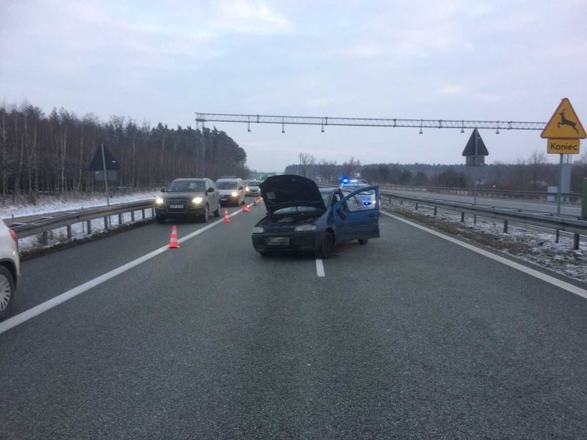 Wypadek na trasie S7 w miejscowości Sucha.