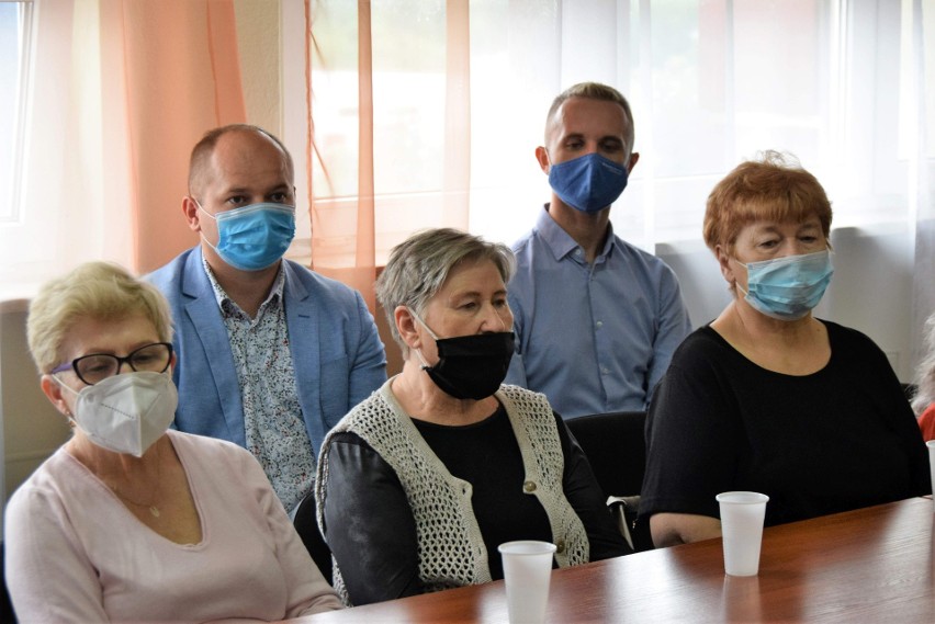 Dariusz Lisowski, prezes Fundacji Miśka Zdziśka podziękował ofiarodawcom i uczestnikom projektu wspierającego osoby w pandemii 