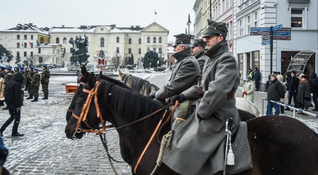 STARY RYNEK INSCENIZACJA20 STYCZNIA POWRÓT BYDGOSZCZY DO MACIERZY ROCZNICA OBCHODY STARY RYNEK INSCENIZACJA