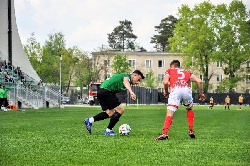 3 liga. Stal Stalowa Wola - KS Wiązownica 2:2. Remis zielono-czarnych z beniaminkiem i bardzo ładny gol Macieja Wojtaka (ZDJĘCIA)