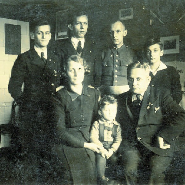 Rodzinna fotografia państwa Raczyńskich