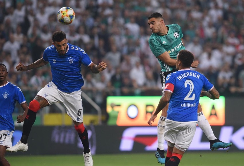 Legia Warszawa. Brak goli Sandro Kulenovicia nie bolał, ale kibice tęsknią za Carlitosem