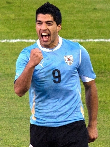 1. LUIS SUAREZ (2014, Liverpool, 81 000 000)