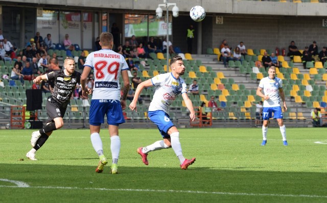 Mecz w Bielsku-Białej był jednym z gorszych występów "pasiaków" w tym sezonie.