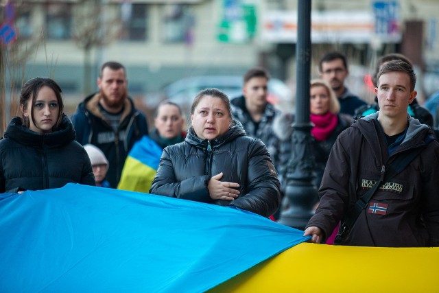 24 lutego, w drugą rocznicę rosyjskiej agresji na Ukrainę w Słupsku odbyła się demonstracja antywojenna. Na placu pod słupskim ratusze zebrało się ponad sto osób.