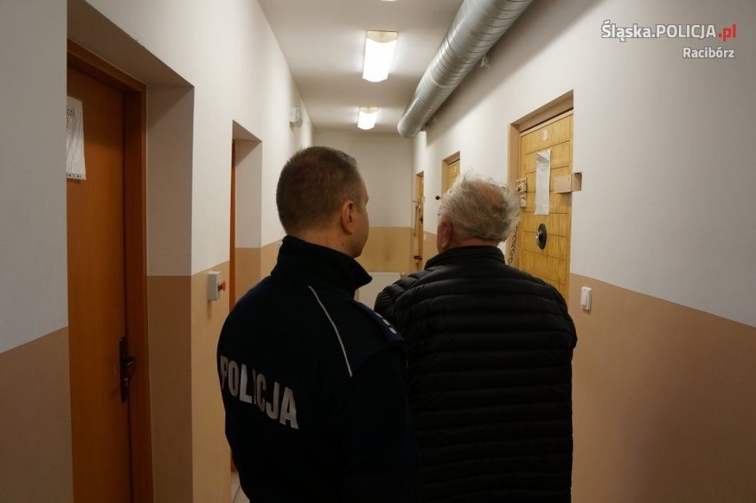 Zatrzymany w Rzuchowie 65-latek chciał przekupić policjantów