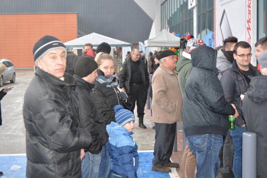 Otwarcie Bursztynowa Park w Ostrołęce: tak wyglądają sklepy Decathlon, Media Markt, Smyk, Jysk, Komfort i Komfort Łazienki [ZDJĘCIA+WIDEO]