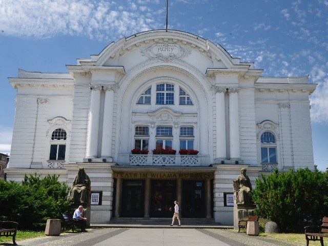 Ministerstwo skrytykowało decyzję o unieważnieniu konkursu na dyrektora toruńskiego teatru