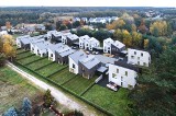 Rynek nieruchomości na obrzeżach Poznania rozkwita. Bogata oferta mieszkań otwiera możliwości dla wielu z nas. Czego mamy się spodziewać?