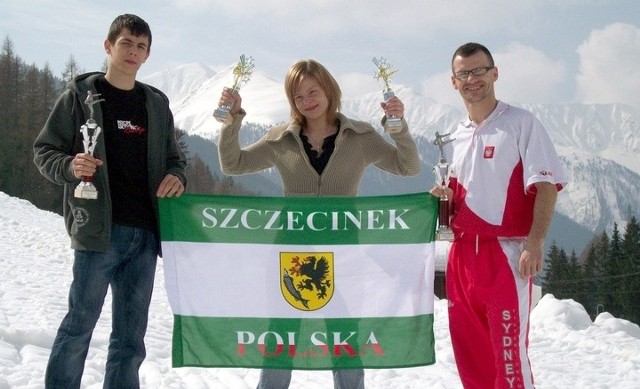 Od lewej: Mikołaj Chamarczuk, Beata Gadomska i Zbigniew Sołtys.