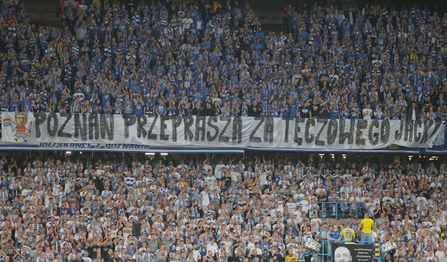 Podczas meczu z Arką Gdynia na stadionie przy ul. Bułgarskiej został rozwieszony transparent mający być protestem wobec udziału Jacka Jaśkowiaka w Marszu Równości