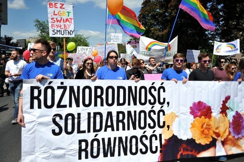 Marsz Równości przeszedł przez Kraków. "Różnorodność, solidarność, równość" [ZDJĘCIA, WIDEO]