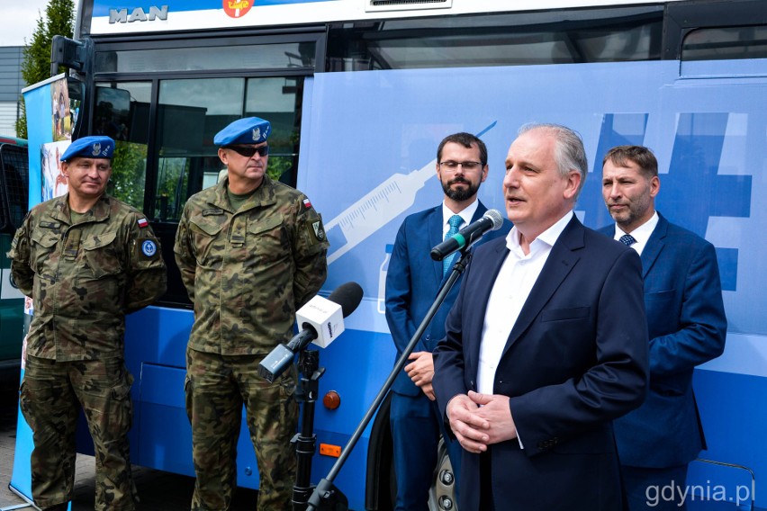 Szczepibus wyruszył na ulice Pomorza! Będzie objeżdżał miasta i gminy całego regionu 