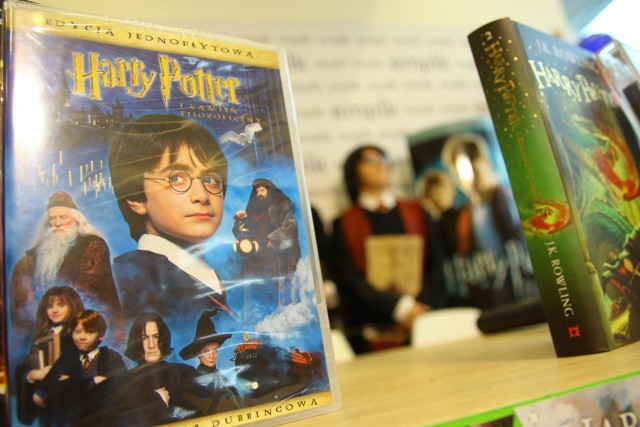 Książki i filmy o przygodach Harrego Pottera biją rekordy popularności, ale mają też swoich przeciwników