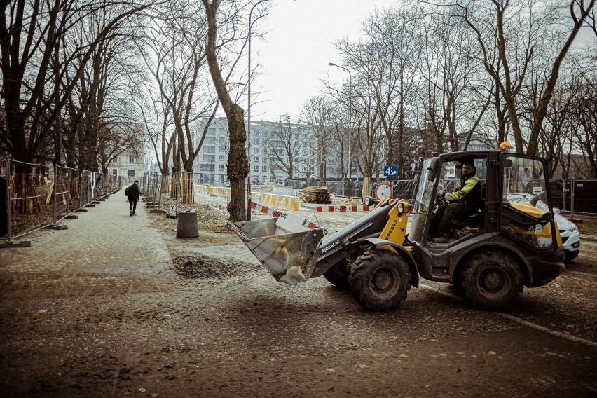 Tak 23 marca wyglądał stan prac w Parku Staromiejskim w...