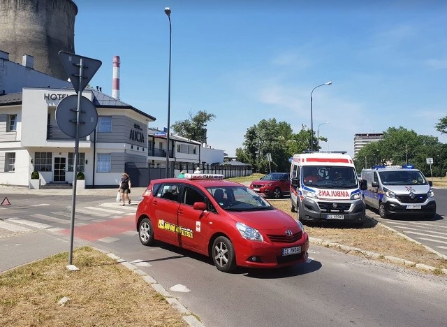 Do groźnego potrącenia około 35-letniego rowerzysty doszło we wtorek ok. godz. 14 u zbiegu ul. Felsztyńskiego i al. Politechniki.