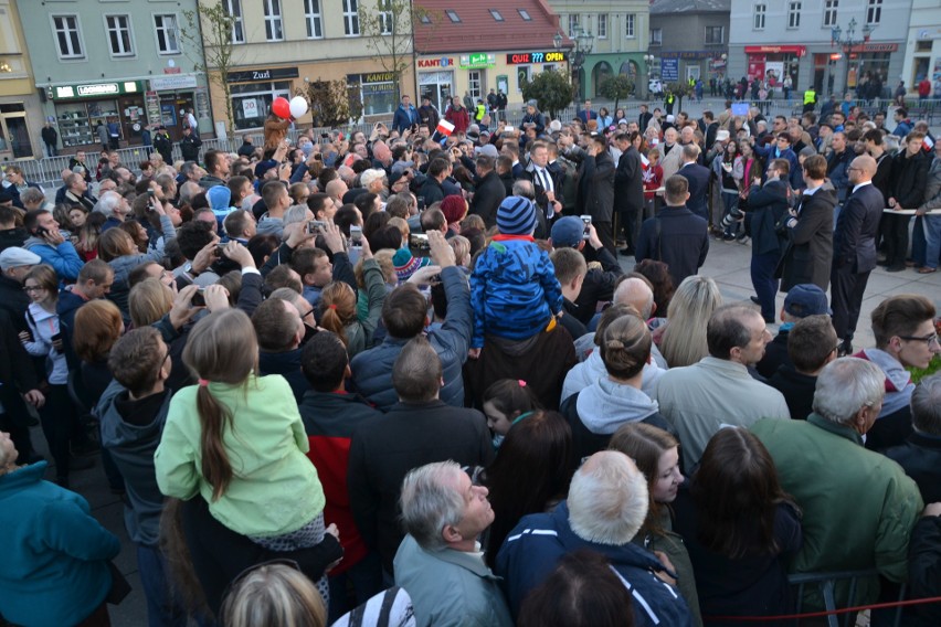 Prezydent Andrzej Duda spotkał się z mieszkańcami...