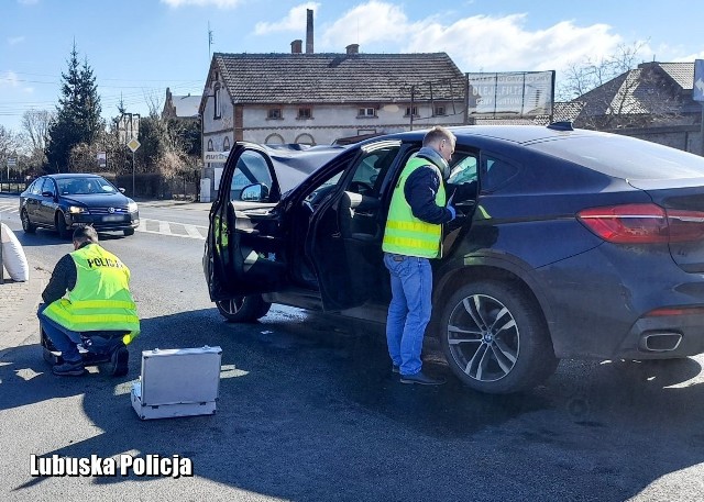 36-latek ukradł BMW X6 w Niemczech. Samochód wart jest około 200 tys. zł.