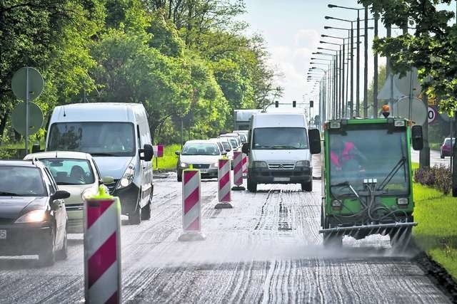 Na ulicy Fordońskiej już zaczął się remont, więc tworzą się korki. Większość prac ma być prowadzona pod wieczór i w nocy, bo tak zarządzono w ratuszu