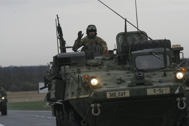 Należy pamiętać, że w dniach 1-6 czerwca na drogach możemy się spodziewać sporo pojazdów militarnych zarówno Wojska Polskiego, jak i wojsk sprzymierzonych.