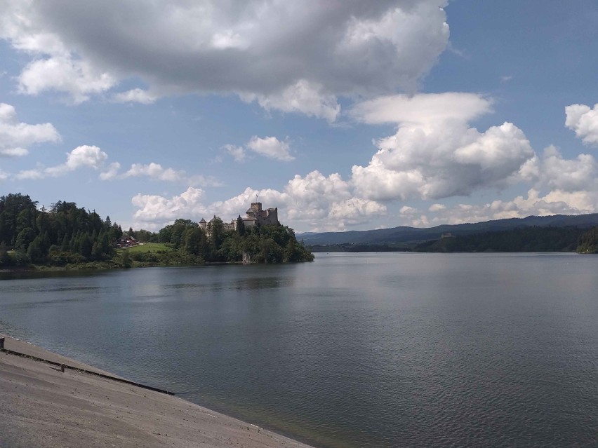 Jezioro Czorsztyńskie - popularne w lecie jak Zakopane i Tatry 