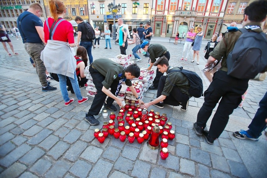 Wrocławianie zapalili świeczki dla rotmistrza Pileckiego