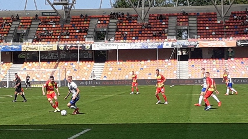 Kibice Korony Kielce wspierają swój zespół w wyjazdowym meczu z Podbeskidziem Bielsko-Biała