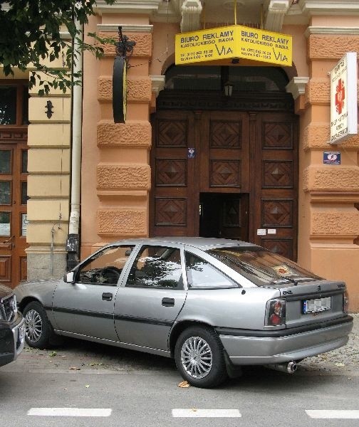Parkowanie po Rzeszowsku...