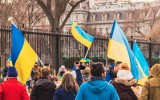Niezrozumiała decyzja berlińskiej policji ws. ukraińskich flag. Ambasador wzywa do jej odwołania