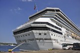 Tragiczny wypadek wycieczkowca Costa Concordia. W Gdyni gościliśmy bliźniaczy statek - Costa Pacifica [wideo i zdjęcia]