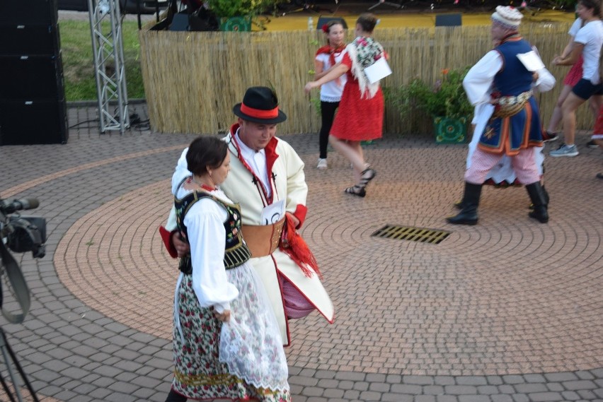 Festiwal Godki 2018. Znamy wyniki konkursów na najlepszych gawędziarzy, tancerzy, śpiewaków [NOWE ZDJĘCIA]