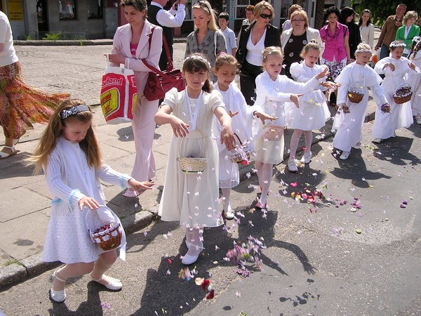 Ulicami Królowej Jadwigi, Wybickiego, Szewską, Dlugą,...