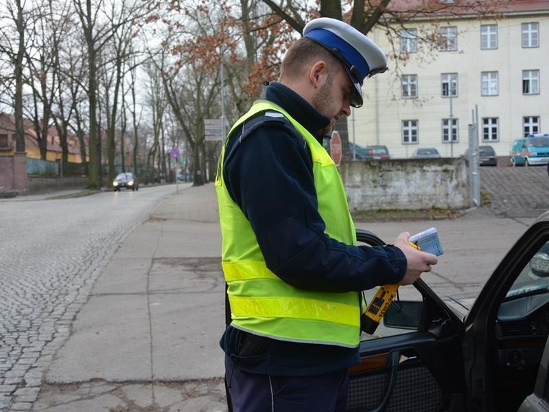 Jeżdżą bez dokumentów i po pijaku