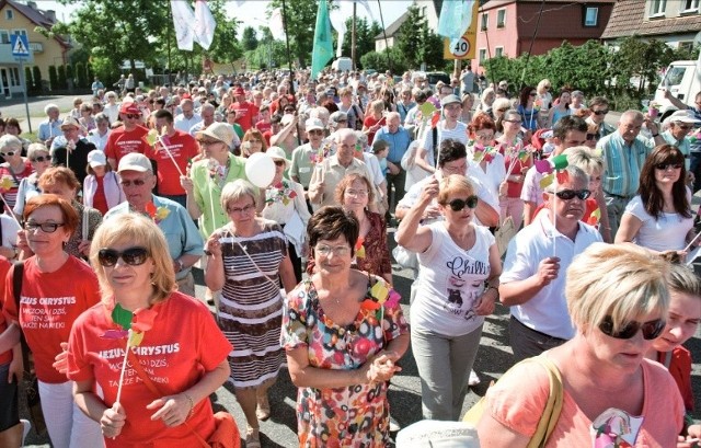 Marsz Życia już od czterech lat przyciąga tłumy. W niedzielę, obok siebie szły wszystkie możliwe pokolenie. Dla wszystkich życie i rodzina to wartości najwyższe.