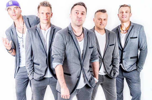 Lider zespołu Boys w drugim odcinku "Discopoland" TVP2