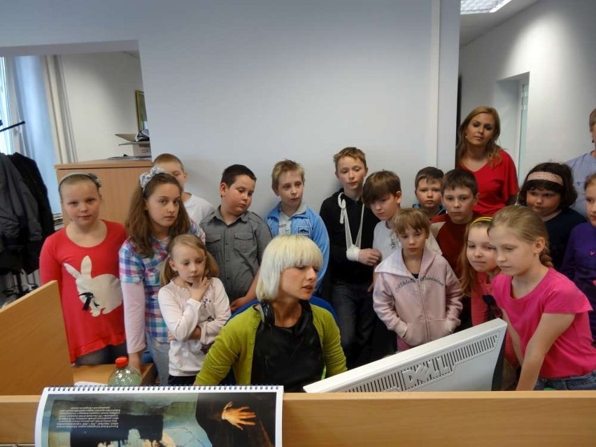 Joanna Żabierek z Głos TV pokazała dzieciom, jak się montuje...