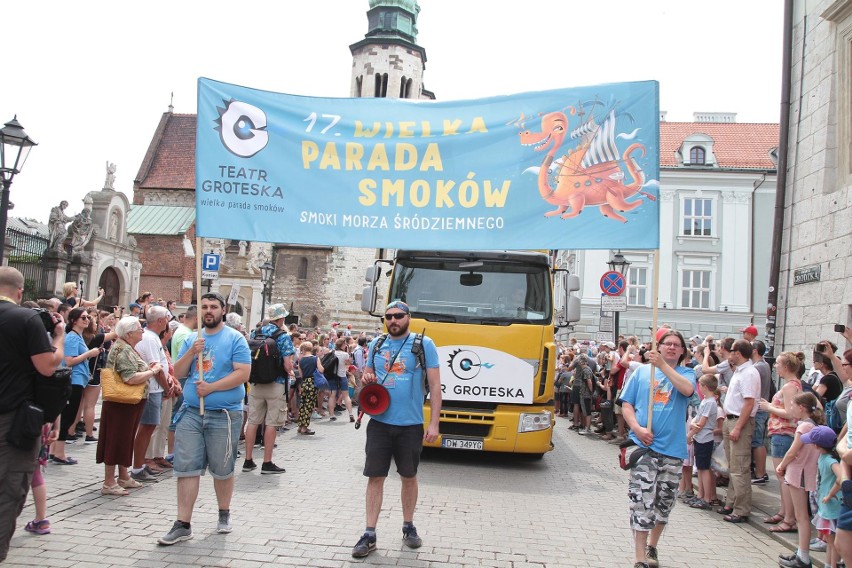 Kolorowa Parada Smoków w Krakowie [NOWE ZDJĘCIA]