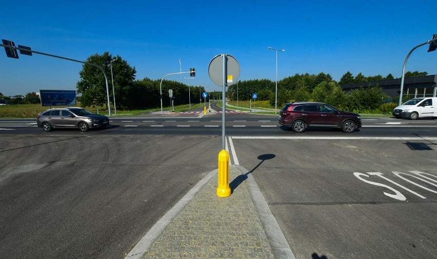 W rejonie nowego skrzyżowania w Osielsku ruch przebiega...