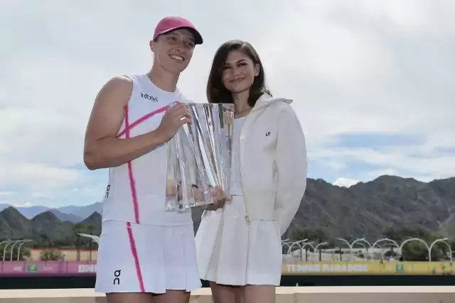 Iga Świątek i Zendaya podczas sesji po zwycięstwie Polki w turnieju WTA 1000 w Indian Wells